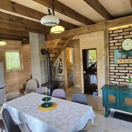 Large Home, Salt Cave, Sauna, Jacuzzi * Lipusz