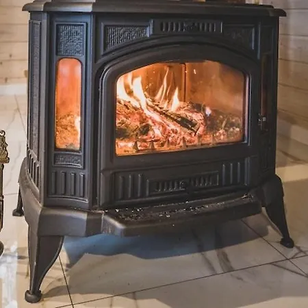 Semesterbostad Large Home, Salt Cave, Sauna, Jacuzzi Lipusz