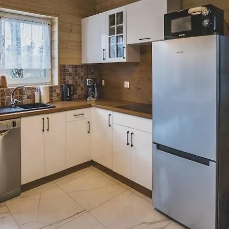 Semesterbostad Large Home, Salt Cave, Sauna, Jacuzzi Lipusz