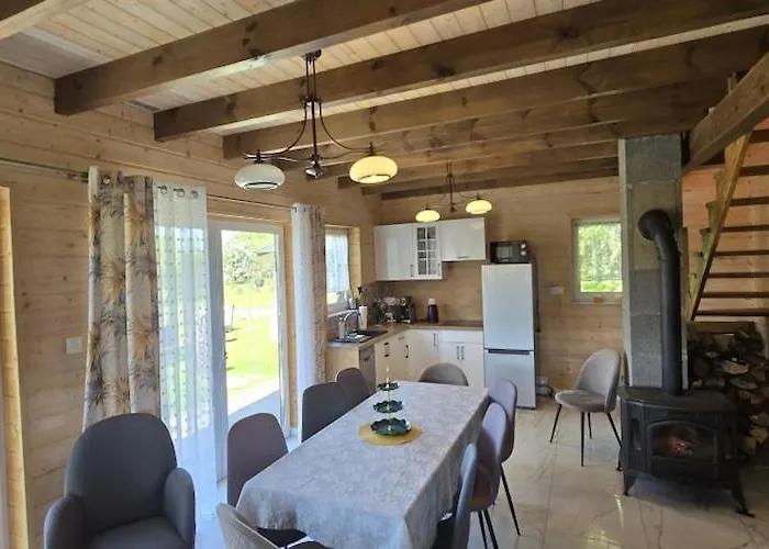 Large Home, Salt Cave, Sauna, Jacuzzi Semesterbostad Lipusz