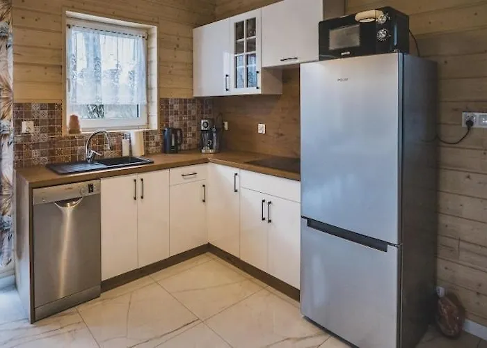 Semesterbostad Large Home, Salt Cave, Sauna, Jacuzzi Lipusz