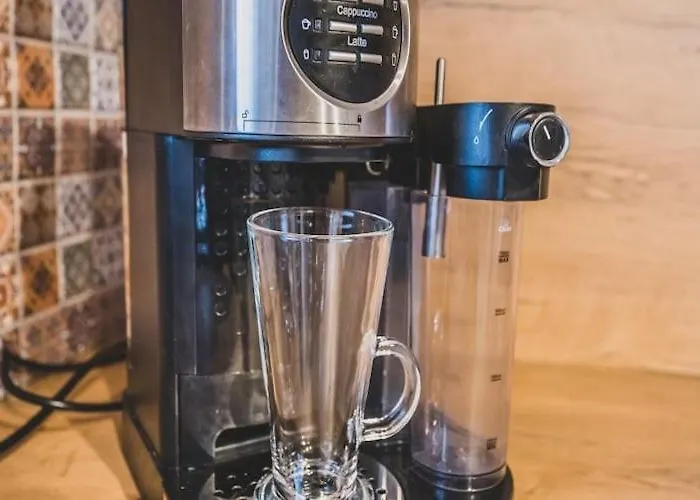 Semesterbostad Large Home, Salt Cave, Sauna, Jacuzzi *