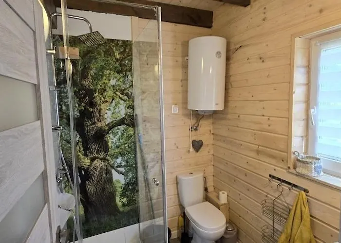 Large Home, Salt Cave, Sauna, Jacuzzi Semesterbostad Lipusz